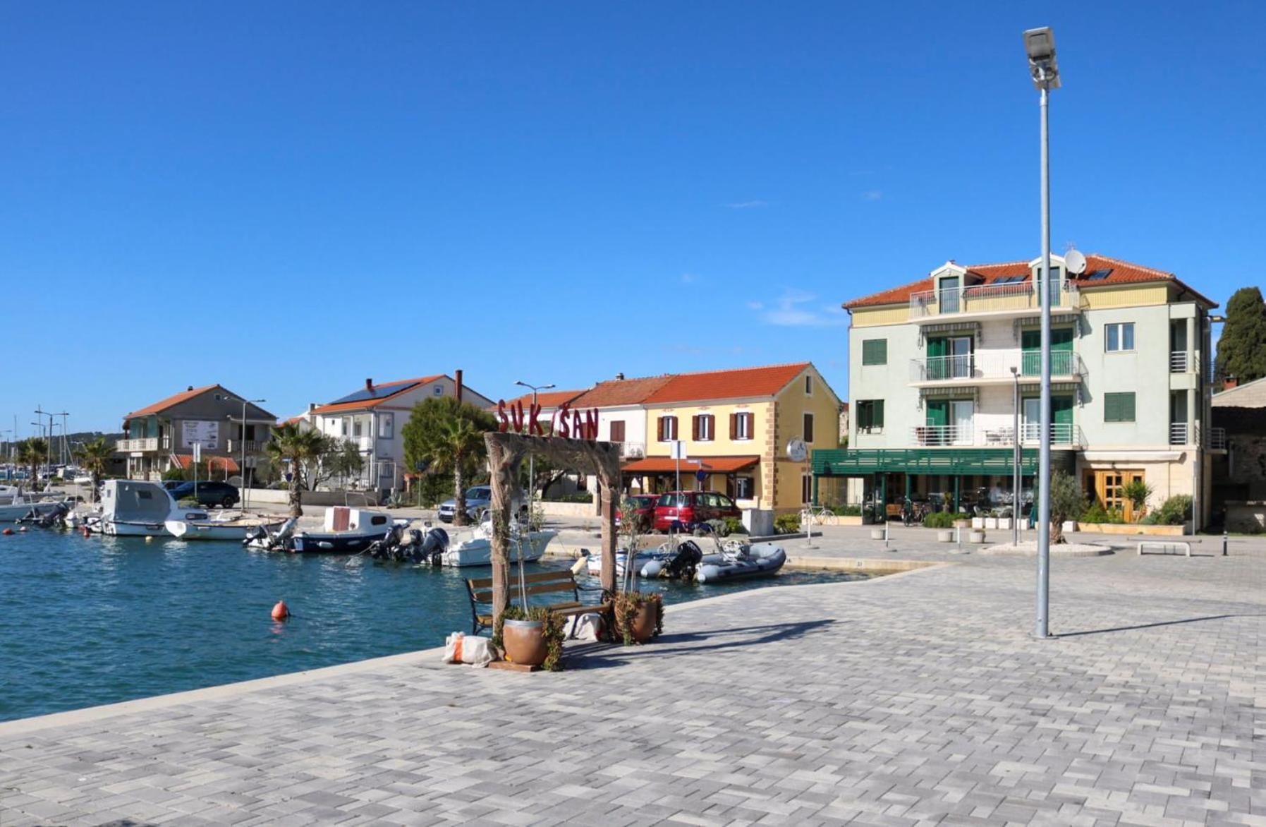 Villa Galleria Сукошан Экстерьер фото